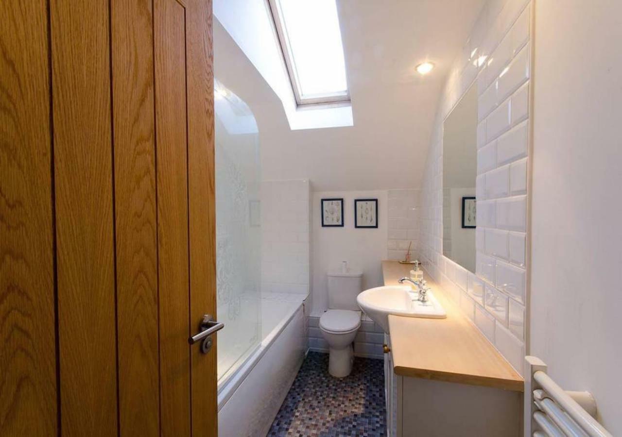 Stylish Modern Mews House In Central St Leonards Hastings Exteriör bild
